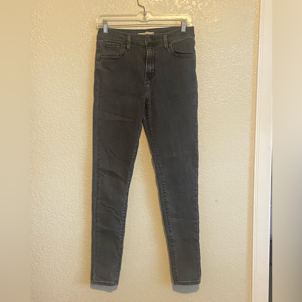 Levis jeans